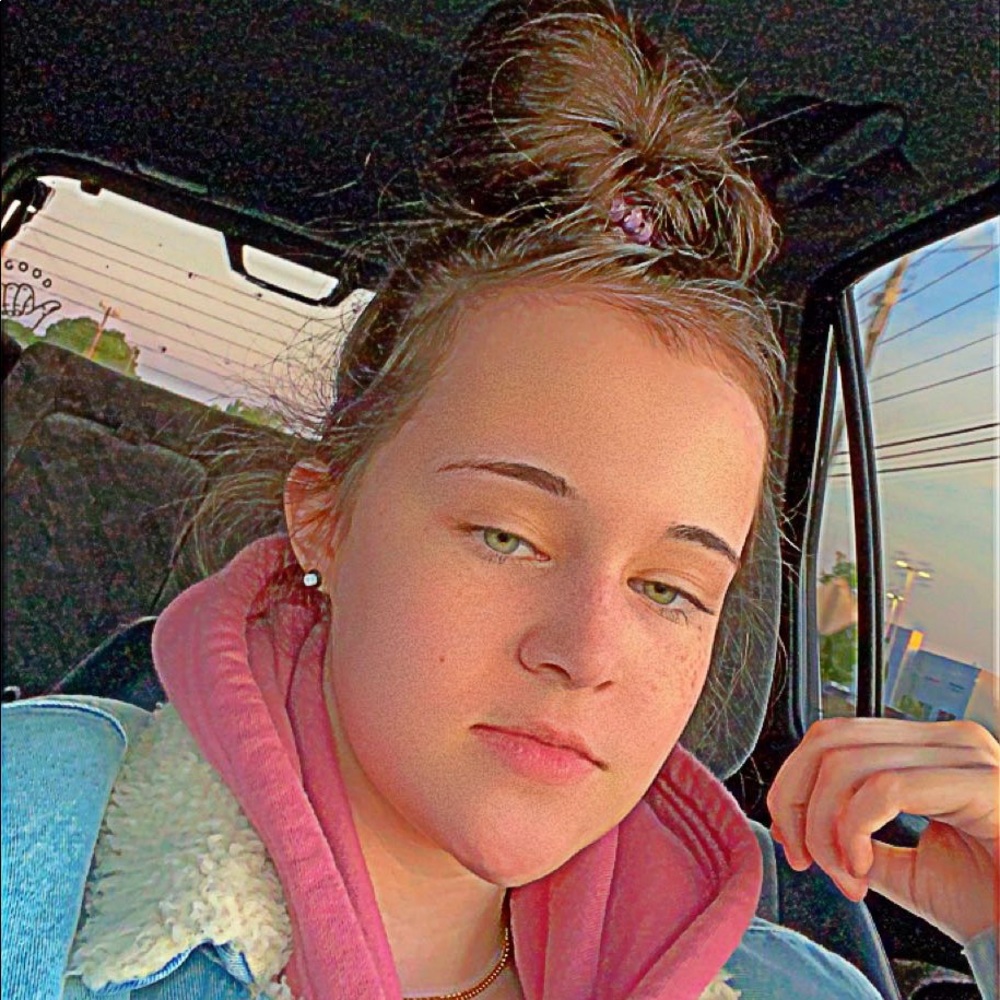 Meet your Posher, Rebecca